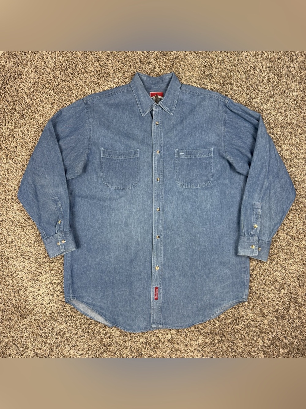 Vintage Marlboro Blue Denim Long Sleeve Button Up Shirt Made In USA Mens L Jean